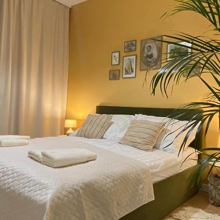 Green Park Apartament Przemyśl Esterno foto