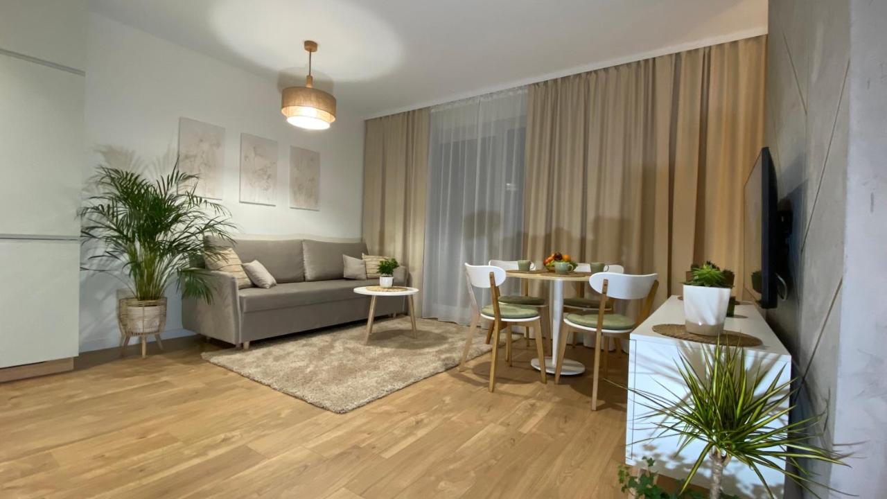 Green Park Apartament Przemyśl Esterno foto